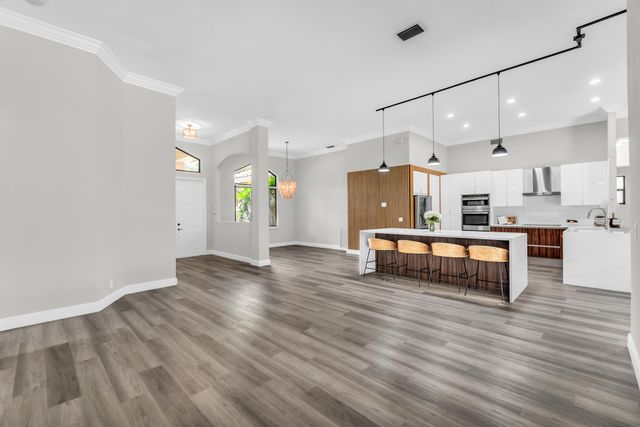 5718 NW 50th Drive, Coral Springs, FL 33067