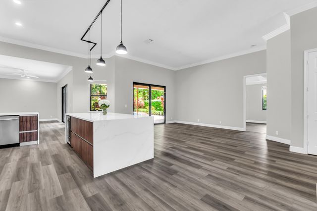 5718 NW 50th Drive, Coral Springs, FL 33067