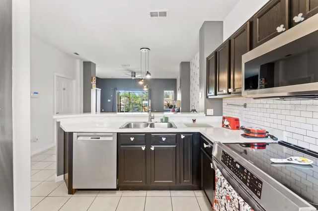 8550 BAY LILLY LOOP, Kissimmee, FL 34747