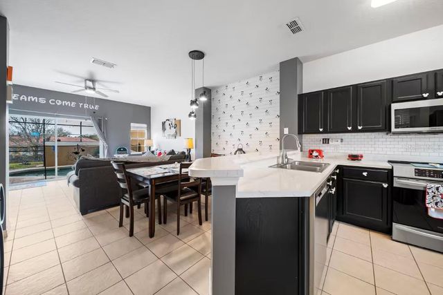 8550 BAY LILLY LOOP, Kissimmee, FL 34747