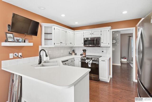 12144 S 221st Street, Gretna, NE 68028