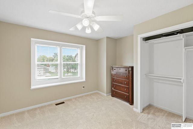 12144 S 221st Street, Gretna, NE 68028