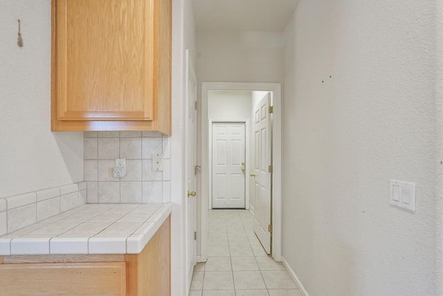 2347 Portsmouth Dr, Lodi, CA 95242