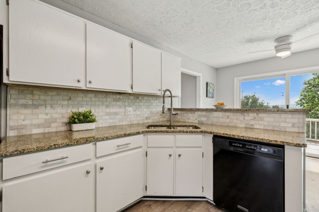 5324 Old Village Rd, Nashville, TN 37211