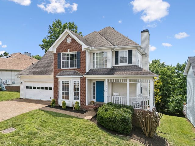 5324 Old Village Rd, Nashville, TN 37211