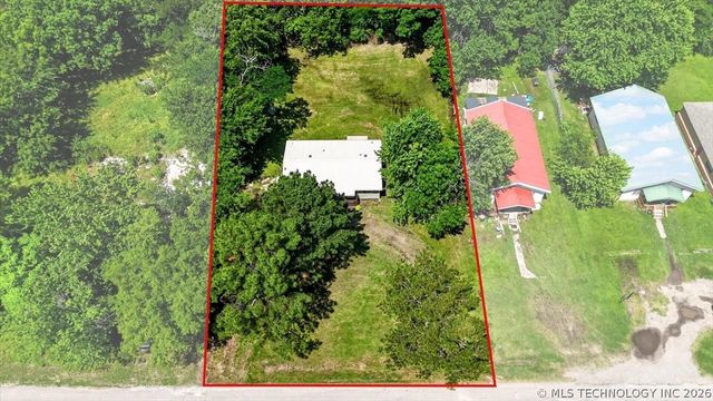 901 Morris Street, Pocola, OK 74902
