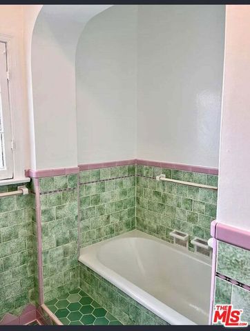 4615 Los Feliz Boulevard 5, Los Angeles, CA 90027