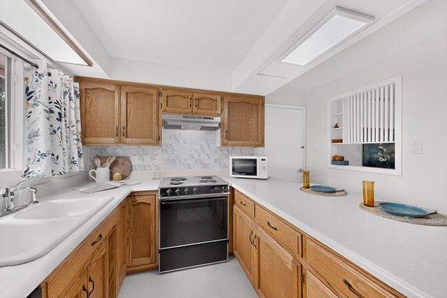 2420 Stevens Drive NE, Albuquerque, NM 87112