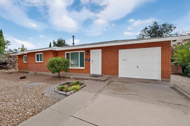 2420 Stevens Drive NE, Albuquerque, NM 87112