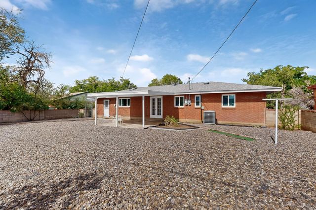 2420 Stevens Drive NE, Albuquerque, NM 87112
