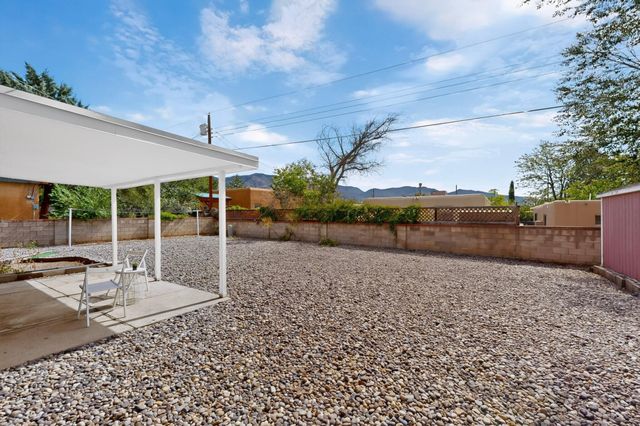 2420 Stevens Drive NE, Albuquerque, NM 87112