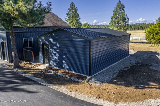 30259 N Sienna Loop, Athol, ID 83801