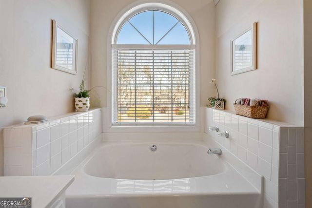 3182 Planters Mill Drive, Dacula, GA 30019