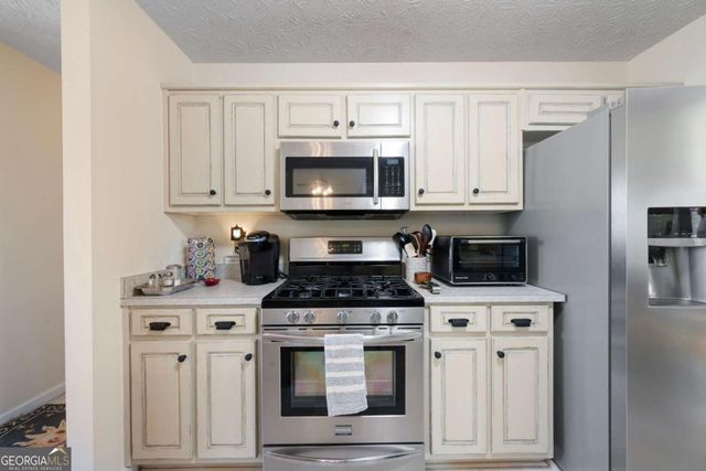 3182 Planters Mill Drive, Dacula, GA 30019