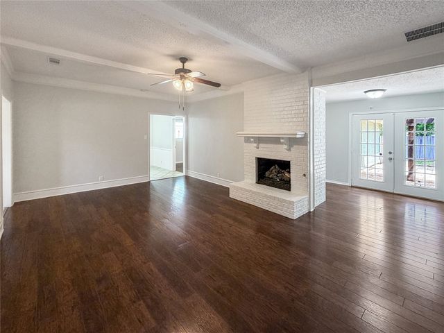 1857 El Paso Street, Lewisville, TX 75077