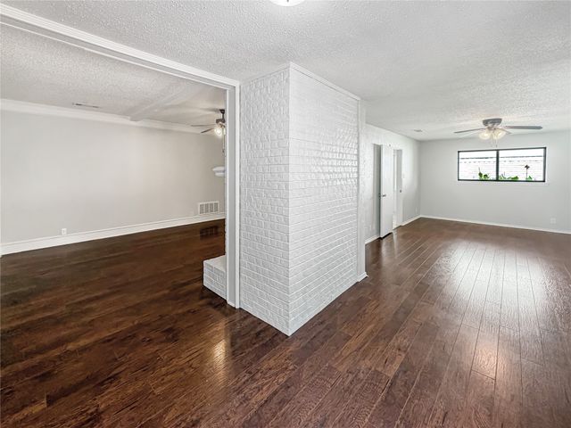 1857 El Paso Street, Lewisville, TX 75077