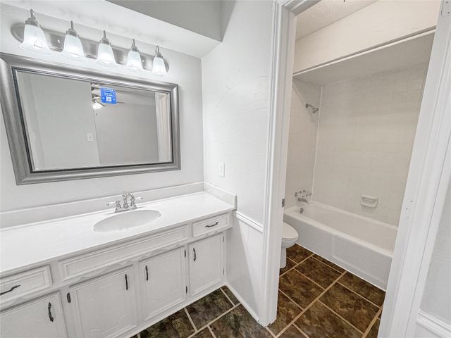 1857 El Paso Street, Lewisville, TX 75077