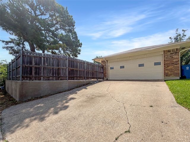 1857 El Paso Street, Lewisville, TX 75077