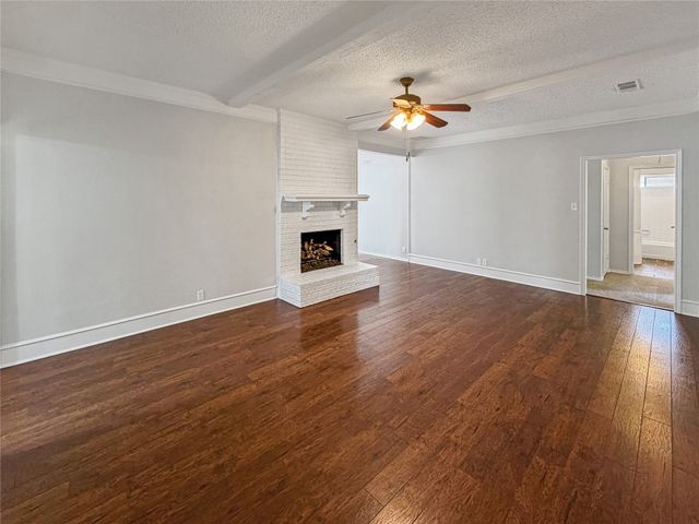 1857 El Paso Street, Lewisville, TX 75077