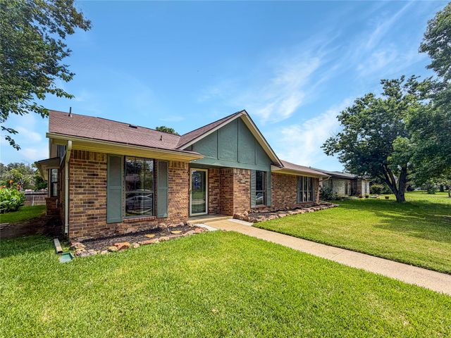 1857 El Paso Street, Lewisville, TX 75077