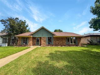 1857 El Paso Street, Lewisville, TX 75077