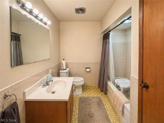 3262 Royalton Road, North Royalton, OH 44133
