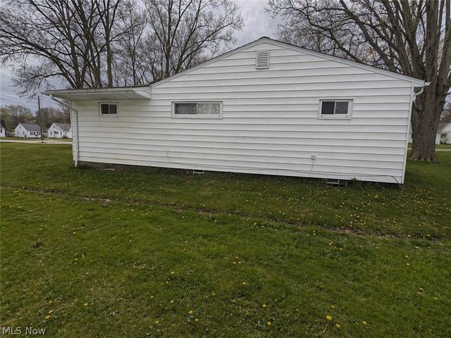 3262 Royalton Road, North Royalton, OH 44133