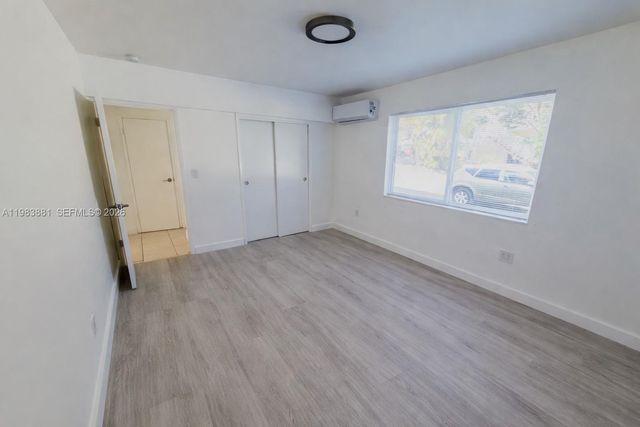 1999 N Glades Dr 3, North Miami Beach, FL 33162