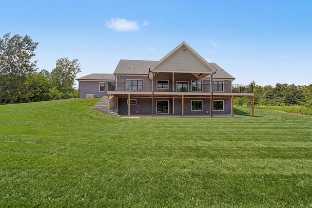 9907 Henning Drive, Huntley, IL 60142