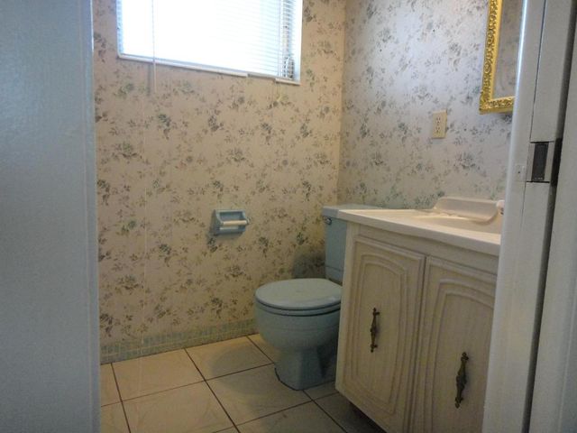 2527 W Emory Drive G, West Palm Beach, FL 33415