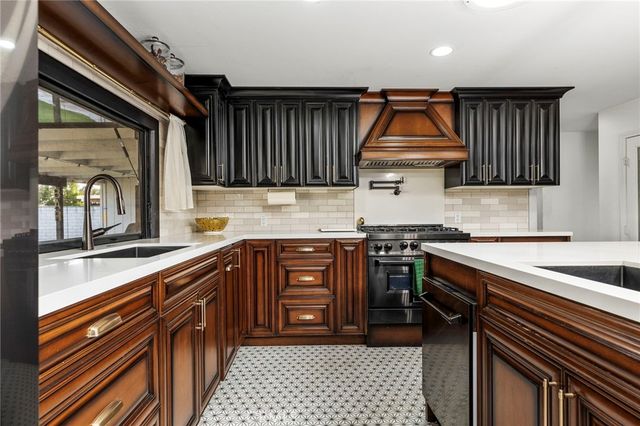 648 River, Norco, CA 92860