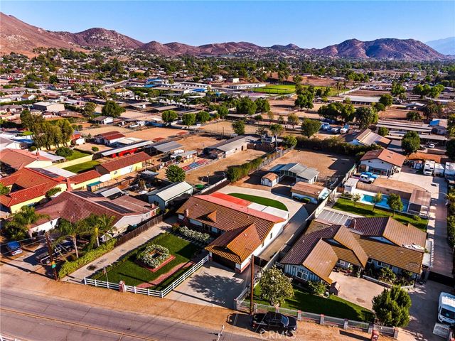 648 River, Norco, CA 92860