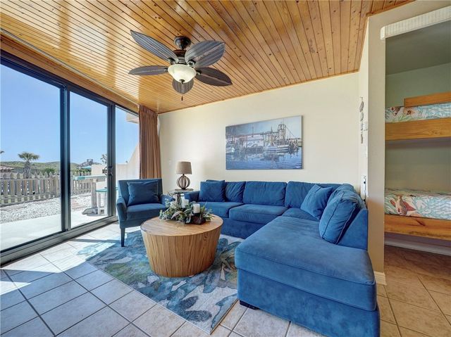 7477 State Highway 361 106, Port Aransas, TX 78373