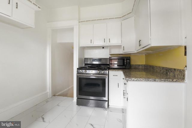 1055 LOUISE AVE, Lancaster, PA 17601