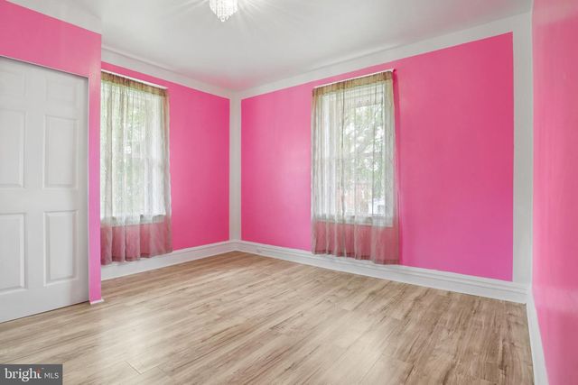 1055 LOUISE AVE, Lancaster, PA 17601