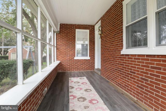 1055 LOUISE AVE, Lancaster, PA 17601