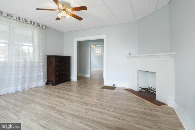 1055 LOUISE AVE, Lancaster, PA 17601
