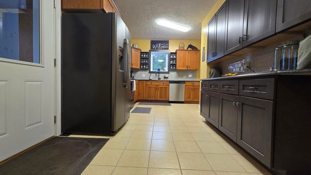 426 S Webster Street, Bellevue Village, MI 49021