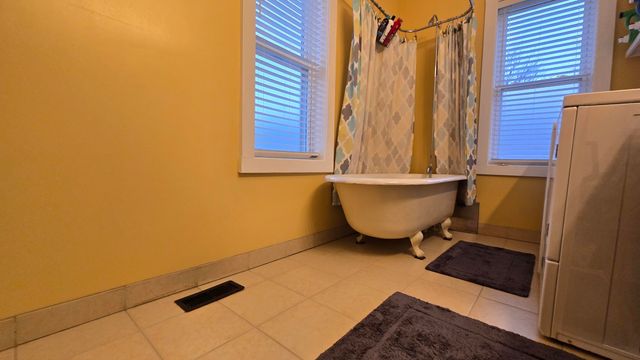 426 S Webster Street, Bellevue Village, MI 49021