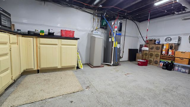 426 S Webster Street, Bellevue Village, MI 49021