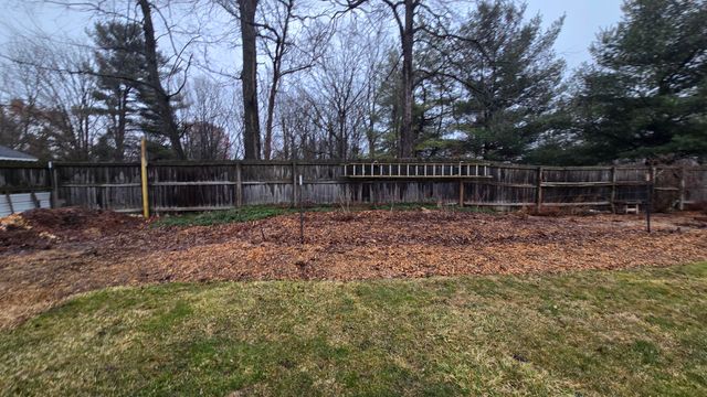 426 S Webster Street, Bellevue Village, MI 49021