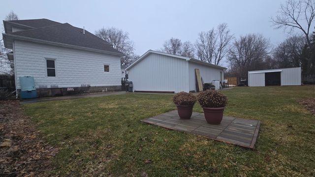 426 S Webster Street, Bellevue Village, MI 49021