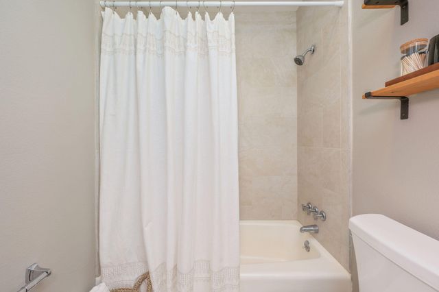 112 NE Walton Drive, Fort Walton Beach, FL 32548