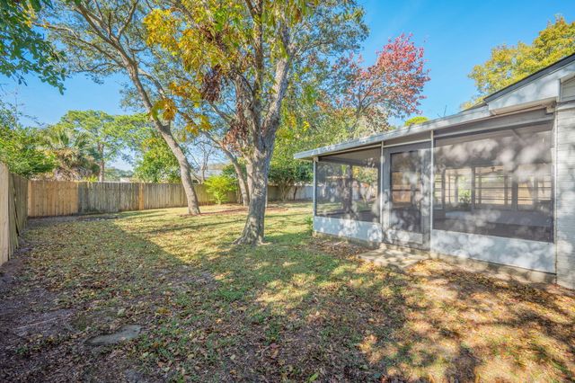 112 NE Walton Drive, Fort Walton Beach, FL 32548