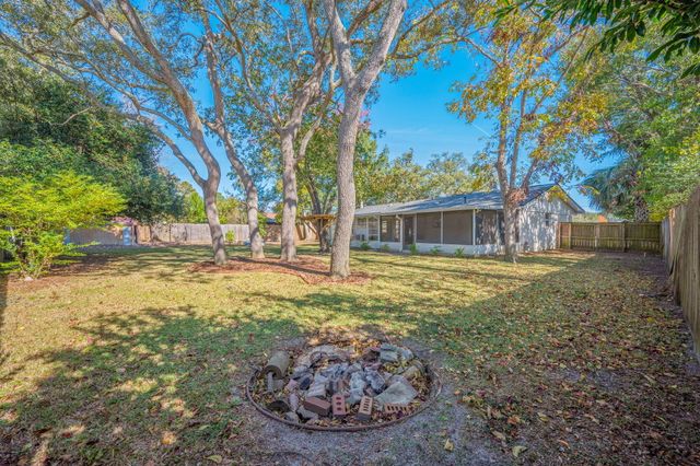 112 NE Walton Drive, Fort Walton Beach, FL 32548