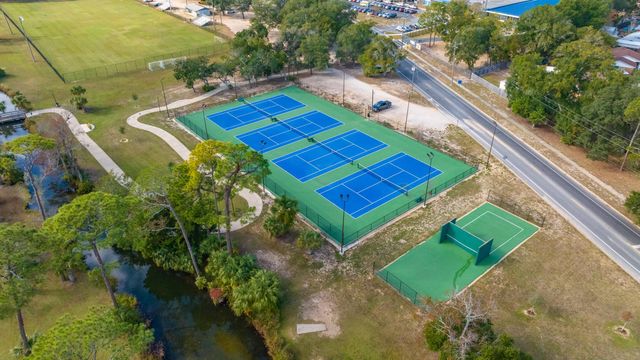 112 NE Walton Drive, Fort Walton Beach, FL 32548