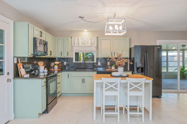 112 NE Walton Drive, Fort Walton Beach, FL 32548