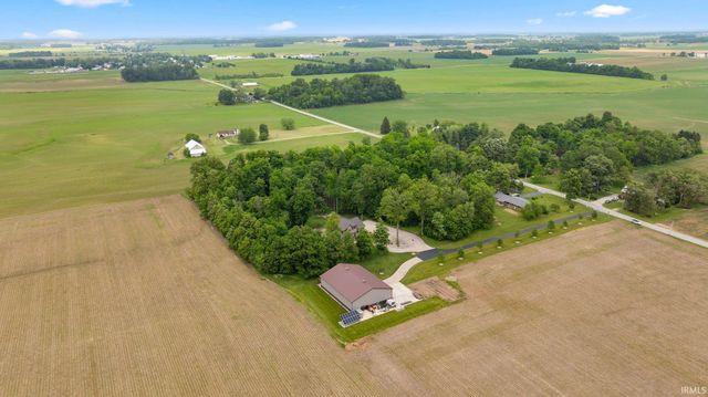 4906 N 100 W, Uniondale, IN 46791