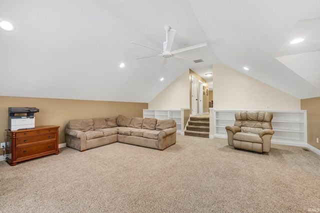 4906 N 100 W, Uniondale, IN 46791