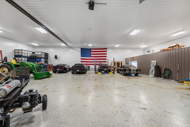 4906 N 100 W, Uniondale, IN 46791